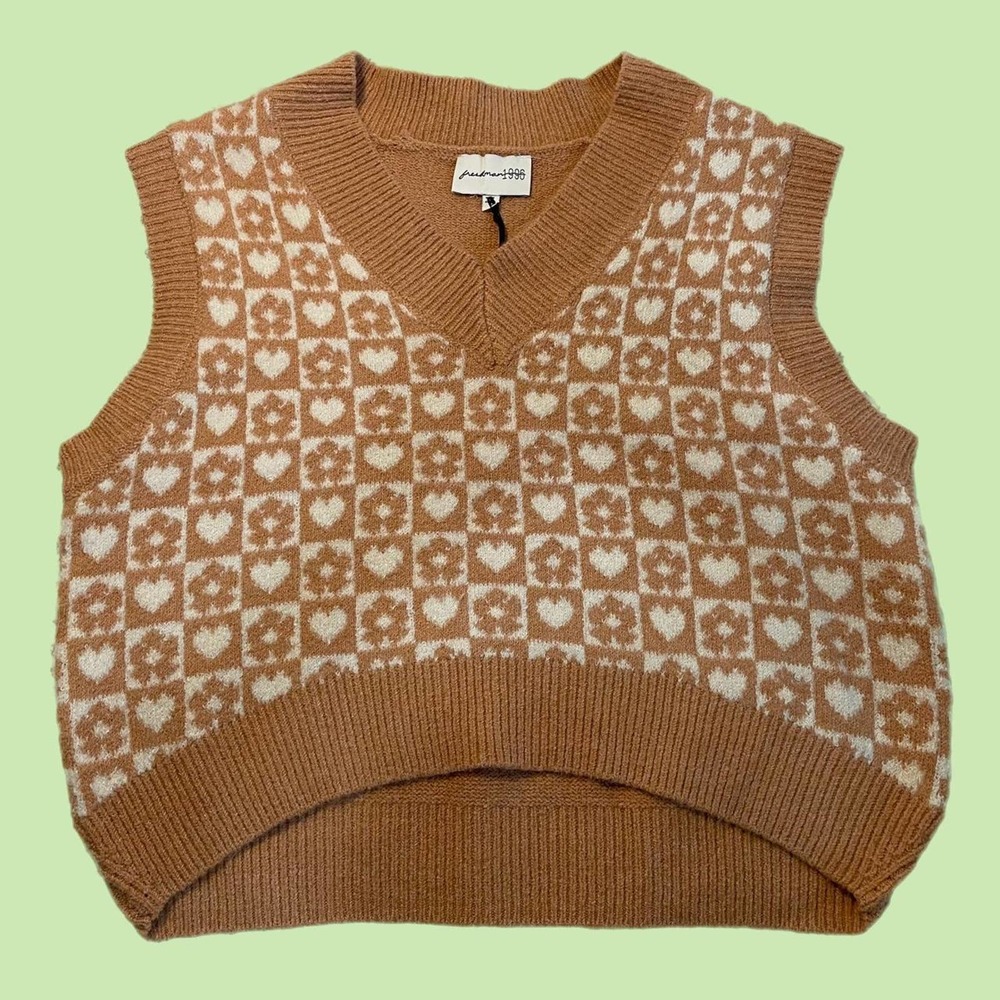 Brown and white checkered heart and flower sweater vest